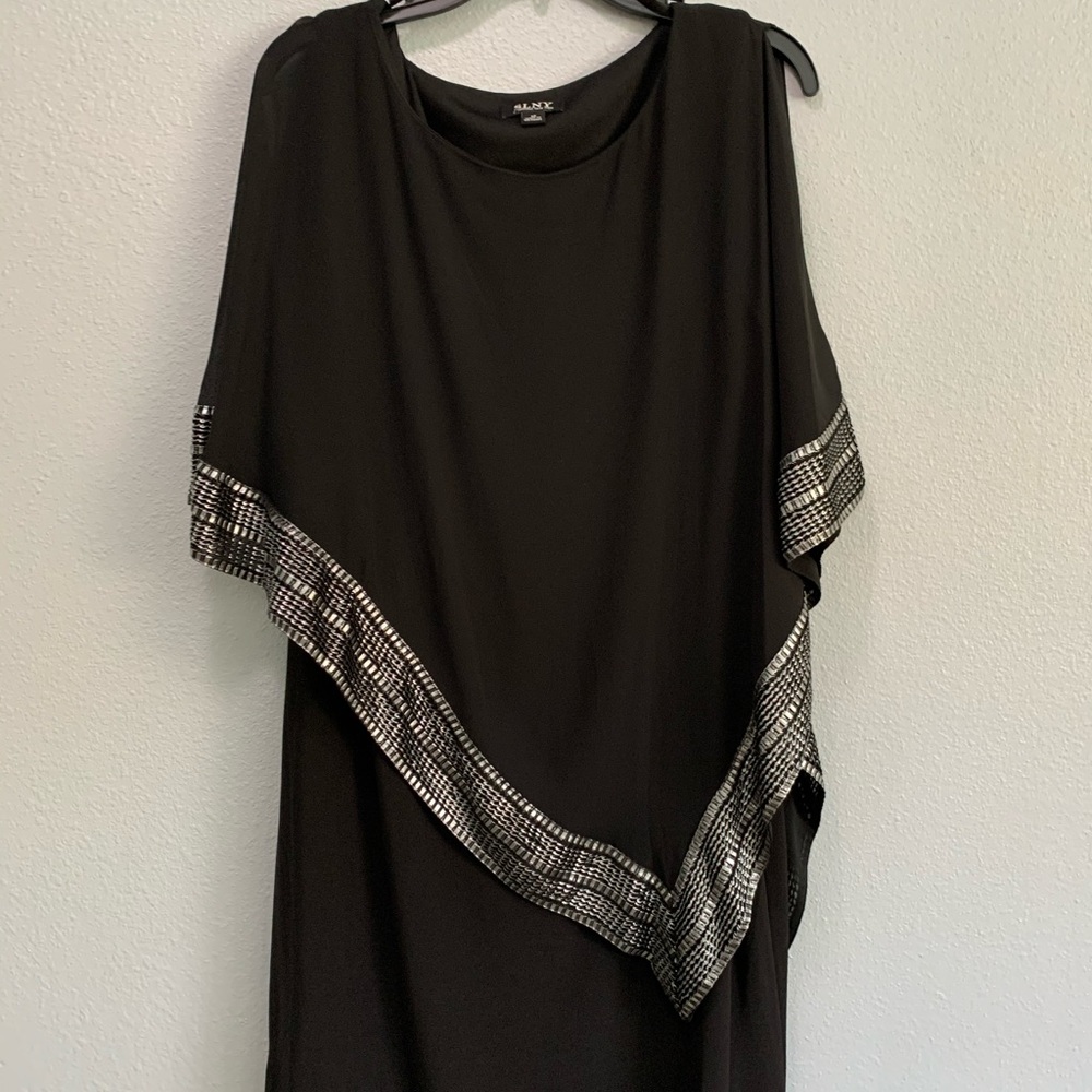 SLNY Black Dress